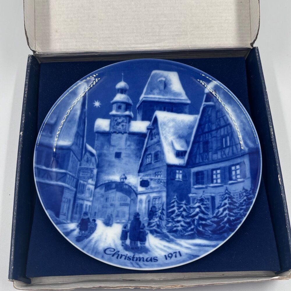 Vintage 1971 Berlin Design Christmas Plate Rothenburg Ob Der Tauber Boxed